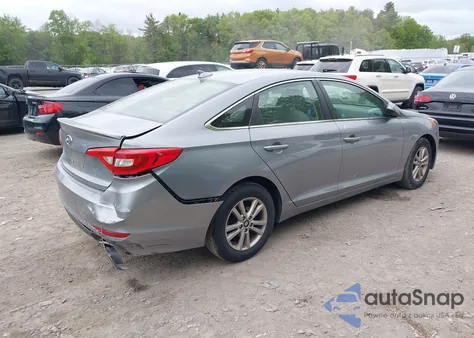 2015 Hyundai Sonata Se z USA, uszkodzony, nr VIN 5NPE24AF4FH211580